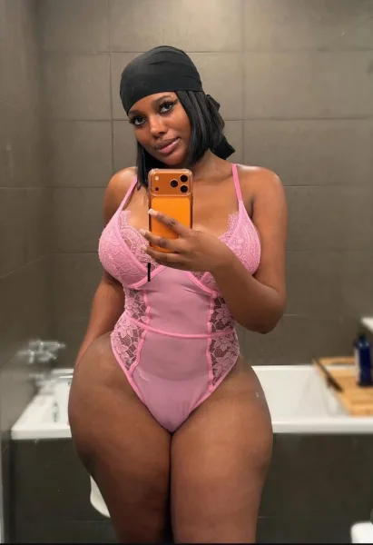 Mia — 2