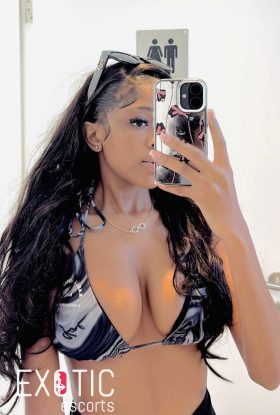 Pretty Vanessa