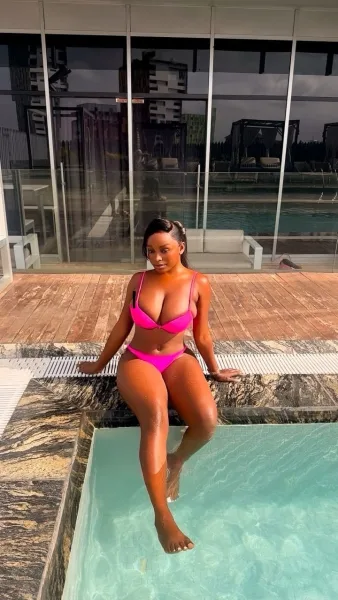 Ella — 3