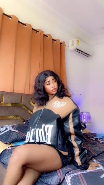 Sexy Lily — 6