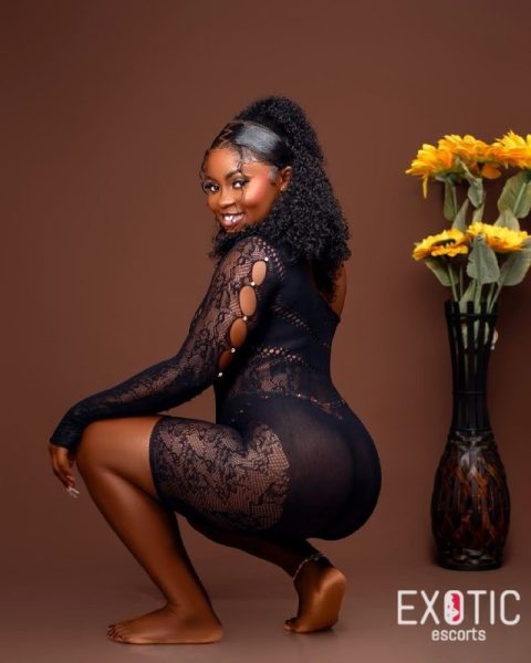 Lady Vicky, escort in Spintex, Ghana (photo 2)