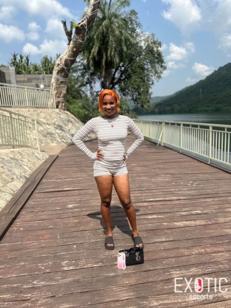 Chioma, escort in Spintex, Ghana (photo 3)