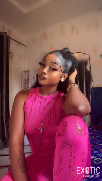 Deborah, escort in East Legon, Ghana (photo 2)