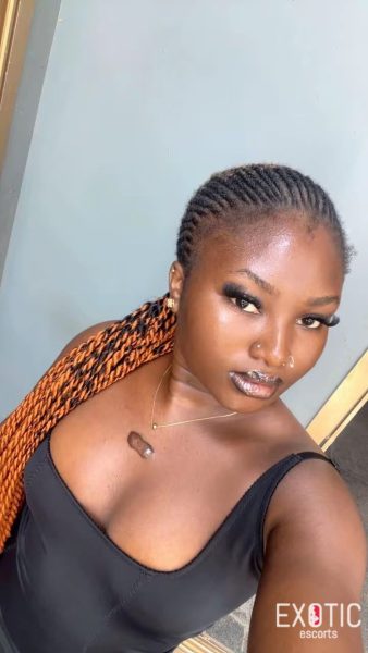 Tracy, escort in Ashaley Botwe, Ghana (photo 2)