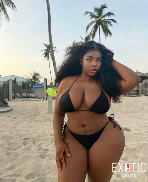 Betty, escort in Osu, Ghana (photo 6)