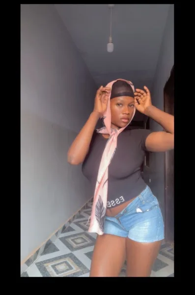 Pretty Safiya — 3