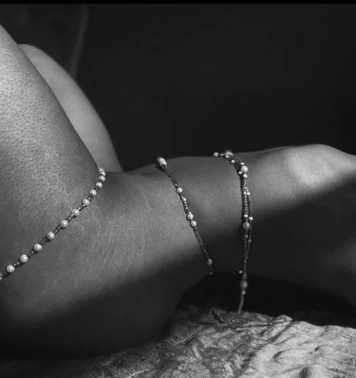 Freaky Comzy — 1