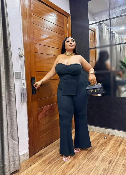 Alora Skye — 2