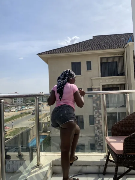 Ella — 4