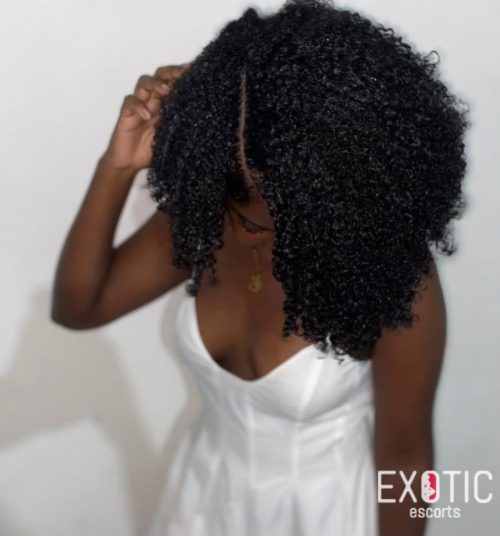 FAVOUR x1f60d, escort in Osu, Ghana