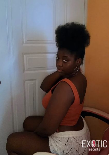 Joyce, escort in Osu, Ghana