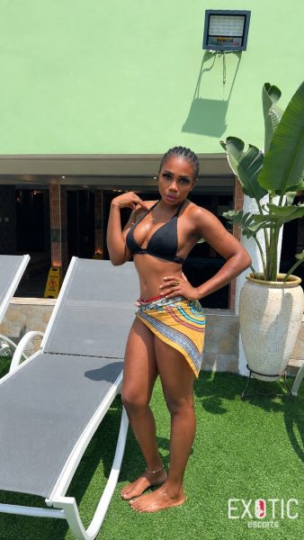 Erica, escort in Osu, Ghana (photo 2)