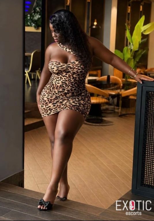 Ebony - Video