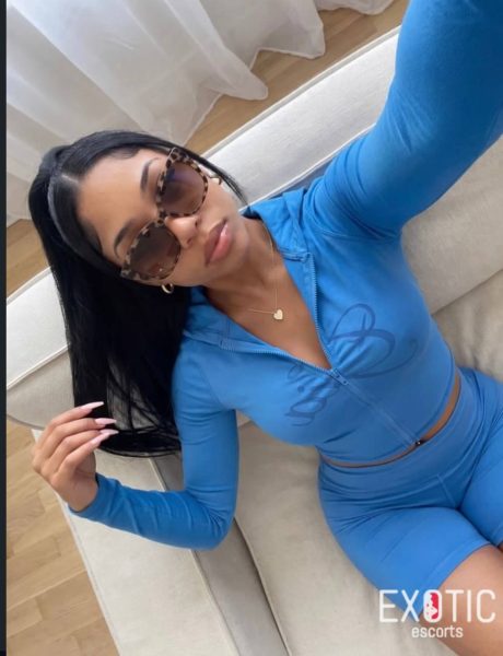Genevieve, escort in East Legon, Ghana (photo 2)