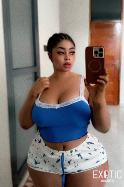 Vanessa osei, escort in East Legon, Ghana (photo 4)