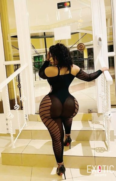 Vanessa osei, escort in East Legon, Ghana (photo 2)