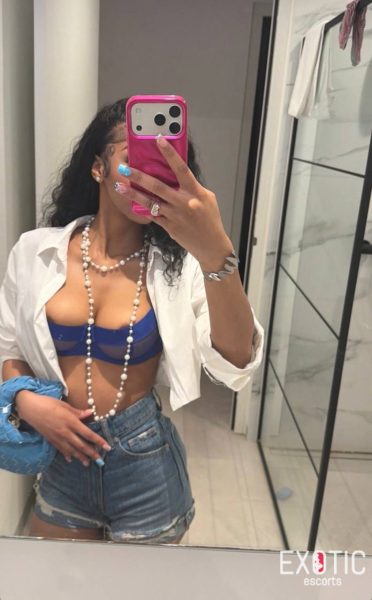 Susan, escort in East Legon, Ghana