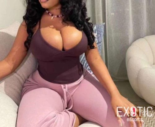Queen, escort in Teshie, Ghana (photo 5)