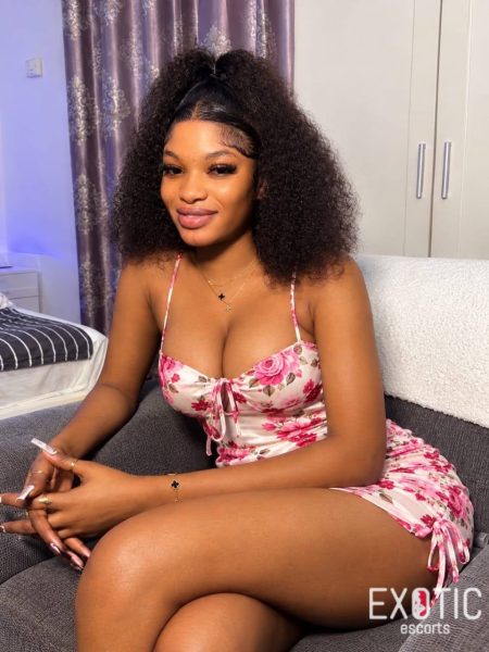 Lovely hk, escort in Spintex, Ghana (photo 5)