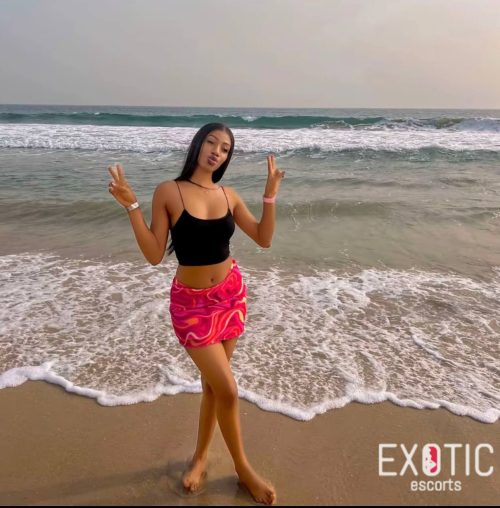 Joyce, escort in East Legon, Ghana (photo 2)