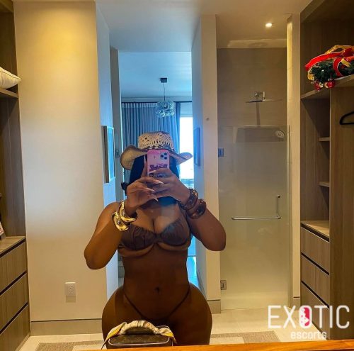 Paris, escort in East Legon, Ghana (photo 2)