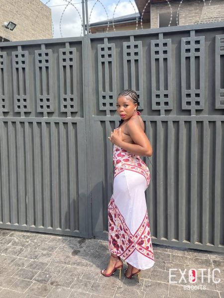 Sesy Esther, escort in Osu, Ghana