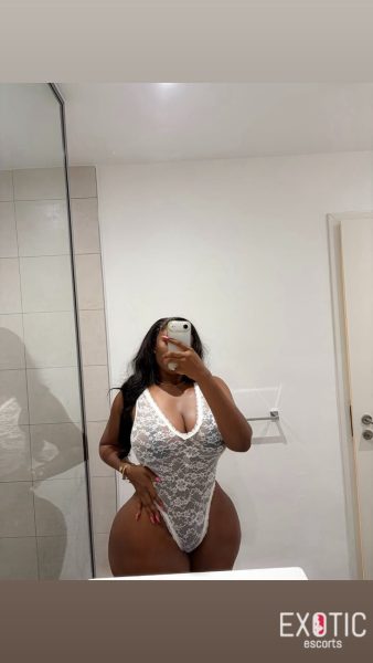 Simi, escort in East Legon, Ghana (photo 5)