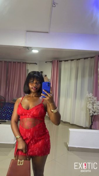 Becky, escort in Takoradi, Ghana (photo 2)
