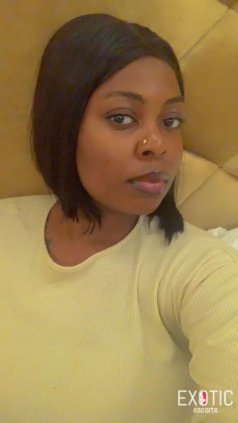 Girly, escort in Madina, Ghana (photo 2)