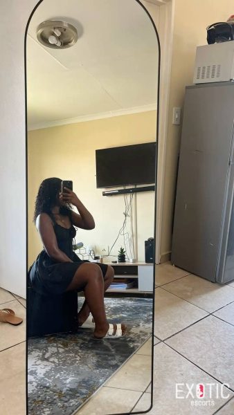 Chantel, escort in Adjiringanor, Ghana (photo 3)