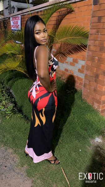 Naa Yaa, escort in Spintex, Ghana