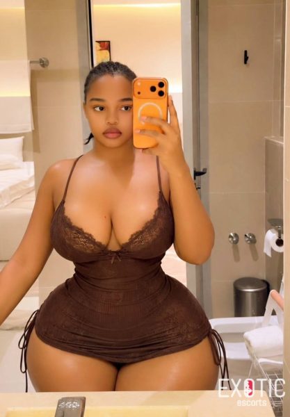 Precious, escort in East Legon, Ghana (photo 4)