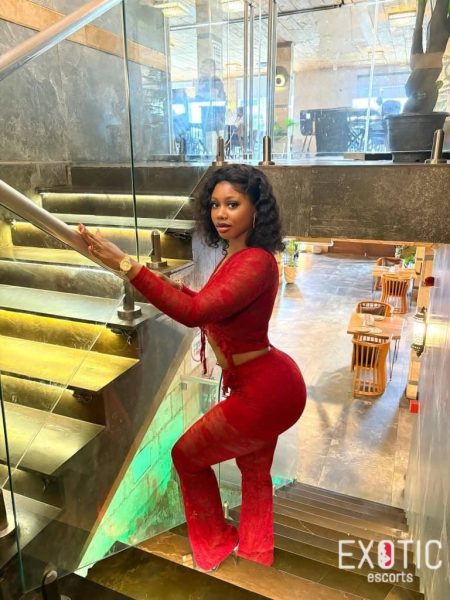 Brandy, escort in East Legon, Ghana (photo 2)