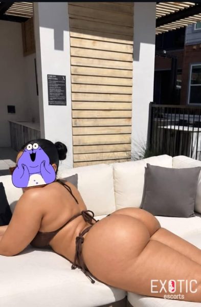 Sexy Berry, escort in East Legon, Ghana (photo 4)